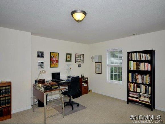 4 PIPER DRIVE - Photo 21