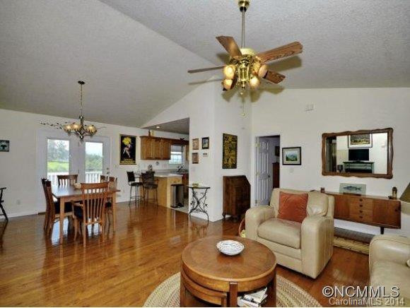 4 PIPER DRIVE - Photo 7