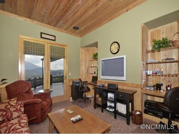 164 BANKER DRIVE - Photo 14