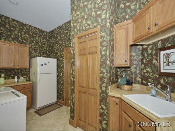 164 BANKER DRIVE - Photo 17