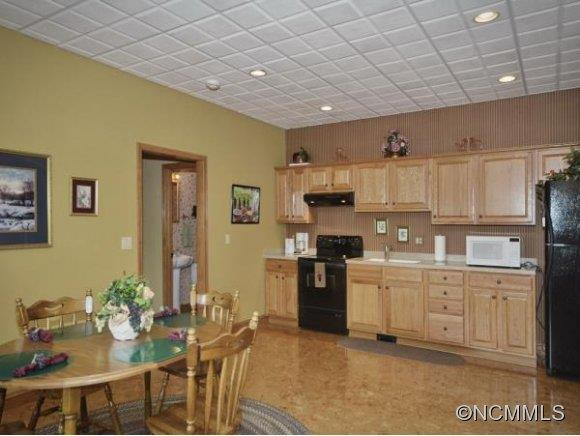 164 BANKER DRIVE - Photo 21