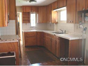 608 Fairview Road - Photo 14