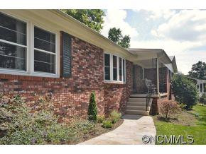 52 Deerwood  Drive