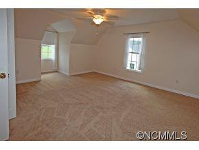 81 Emma Dr - Photo 16