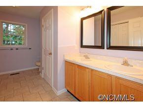 81 Emma Dr - Photo 9