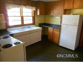 6 Evergreen Ave - Photo 6