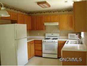 438 GLENSPRINGS DRIVE - Photo 5