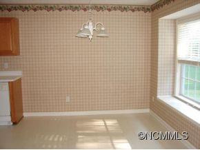 438 GLENSPRINGS DRIVE - Photo 6