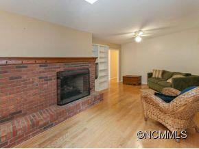 385 AUBURN ROAD - Photo 8