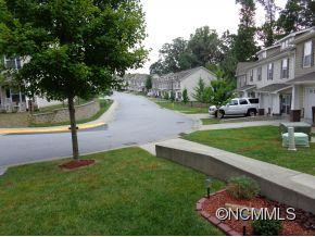 111 Thea Lane - Photo 2