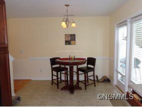 111 Thea Lane - Photo 6