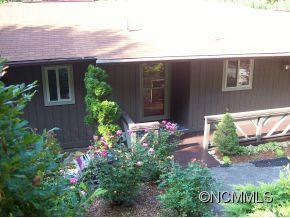 330 Valley Creek Drive - Photo 2