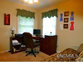18 Southchase Drive - Photo 12