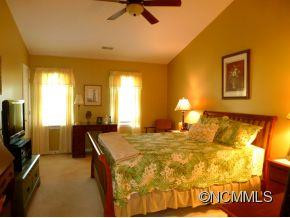 18 Southchase Drive - Photo 9