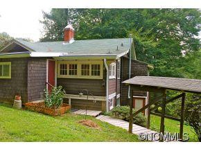 205 Bluegrass Ln