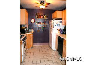 205 Bluegrass Ln - Photo 10