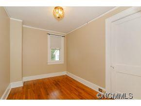 4 Grace Avenue - Photo 8