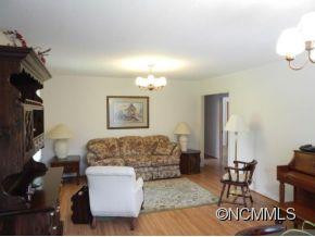 4 HOLLY HILL DRIVE - Photo 3