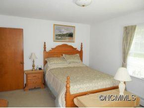 4 HOLLY HILL DRIVE - Photo 9