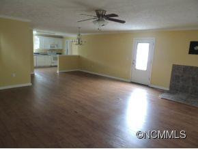 483 Meadowview Drive - Photo 10