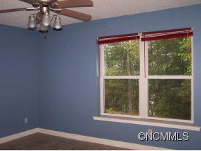 576 Hamlet Drive - Photo 15