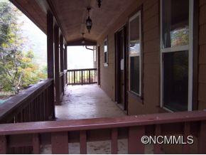 576 Hamlet Drive - Photo 6