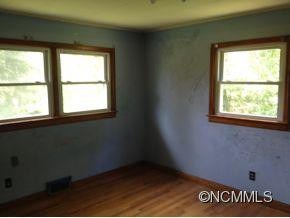 284 Mingus Street - Photo 8