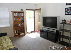 24 Waterford Court - Photo 3