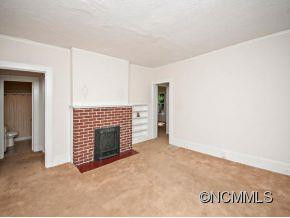 7 COUNTRY CLUB DRIVE - Photo 3