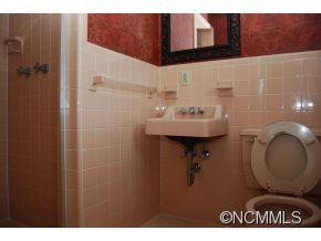 85 Lowell St - Photo 8
