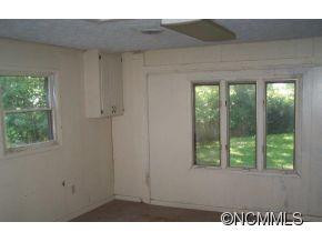 38 Glenwood Dr - Photo 4