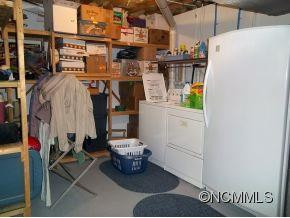 325 Colony Lane - Photo 16
