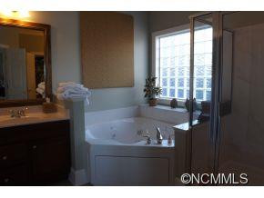 2230 Lake Forest Cove - Photo 13