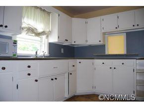 514 3rd Ave W - Photo 4