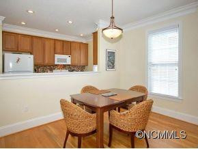 10 FLOWERING CHERRY DRIVE - Photo 6