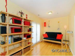 600 SKYLOFT DRIVE A202 - Photo 4