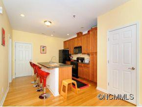600 SKYLOFT DRIVE A202 - Photo 7