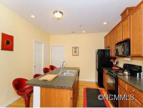 600 SKYLOFT DRIVE A202 - Photo 9