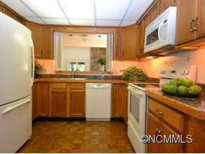 304 SPANISH OAK LANE - Photo 3