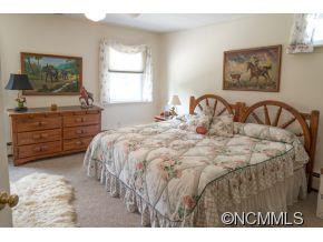 328 Canterbury Way - Photo 14