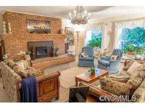 328 Canterbury Way - Photo 4