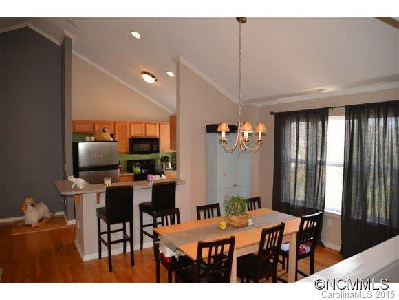 81 Rotunda Circle - Photo 2