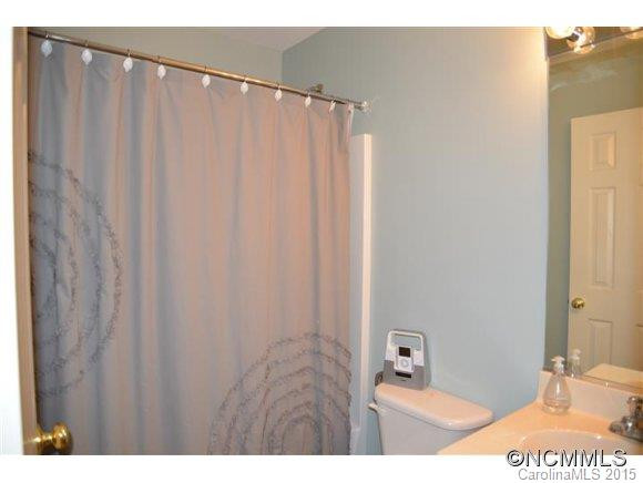 81 Rotunda Circle - Photo 17