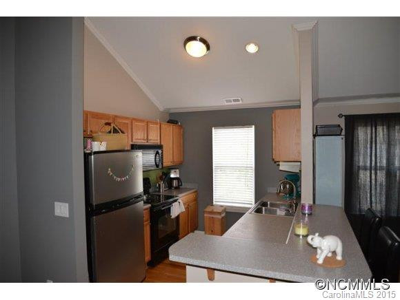 81 Rotunda Circle - Photo 7