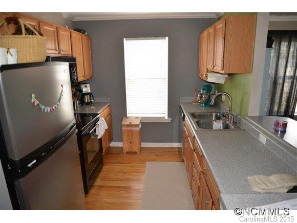 81 Rotunda Circle - Photo 8