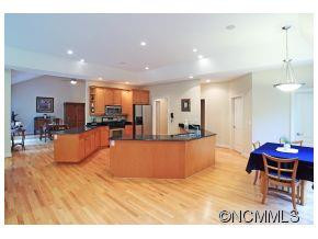 545 Rickel Dr - Photo 2