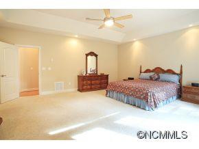 545 Rickel Dr - Photo 10