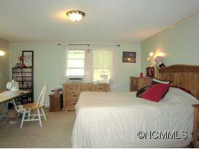 223 Hookers Gap Road - Photo 10