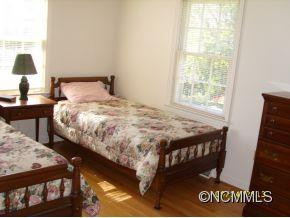 331 Wilson Dr - Photo 9