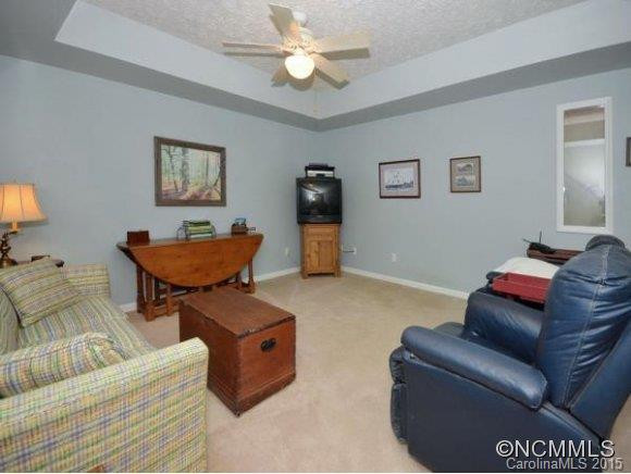 129 SHERMAN WAY - Photo 13